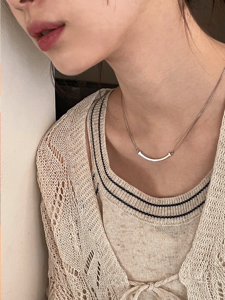 01 smile necklace