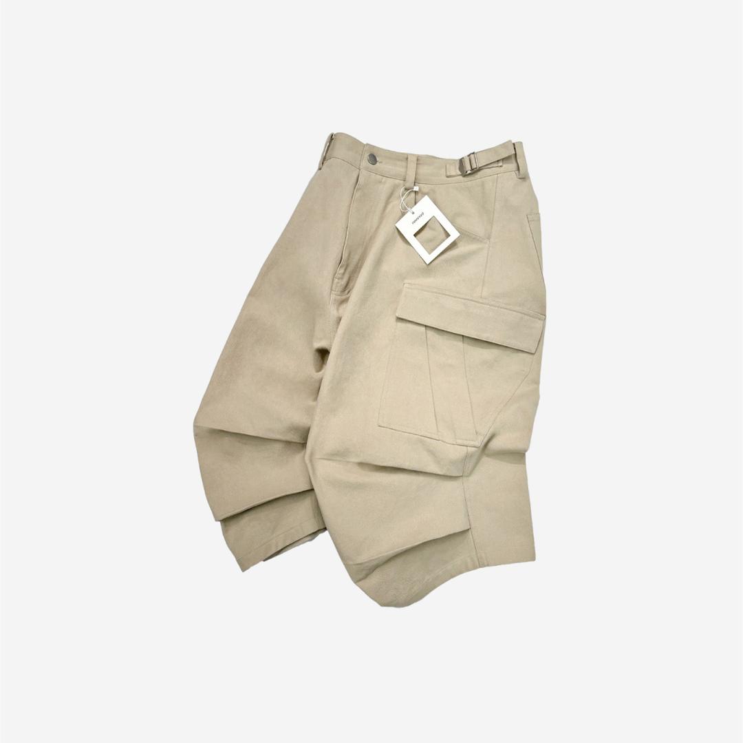 Nonnod Side Cargo Shorts Beige