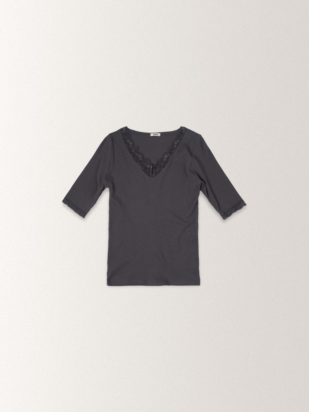 ESSENTIAL LACE SLIP TEE [ CHARCOAL ]