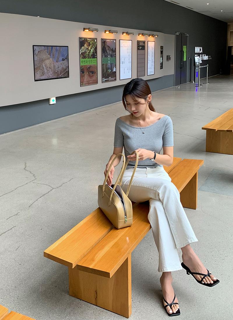 립 라인 티셔츠