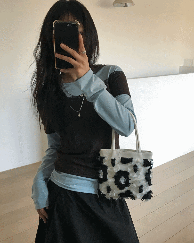 노어슨 HUG LACE LAYERED SLEEVE T