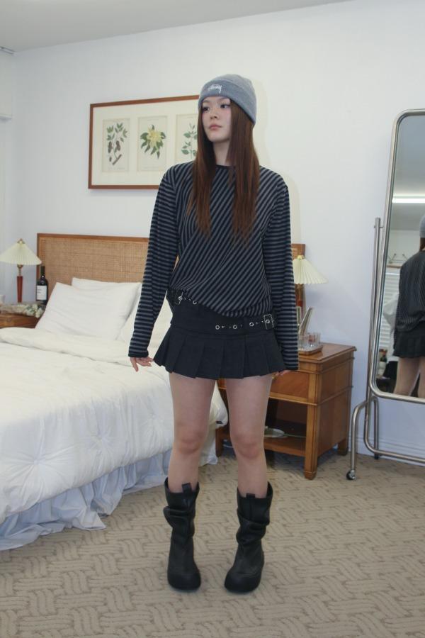 double belts studded skirt