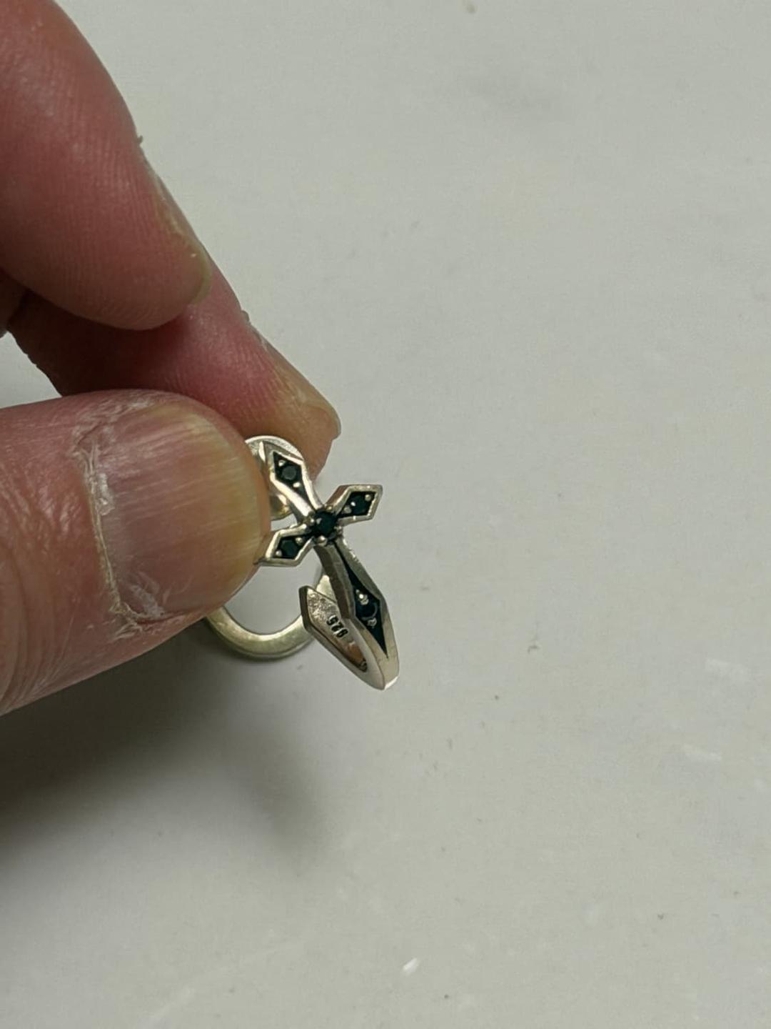 저스틴 데이비스 임페리얼 크로스 링 | 후루츠패밀리