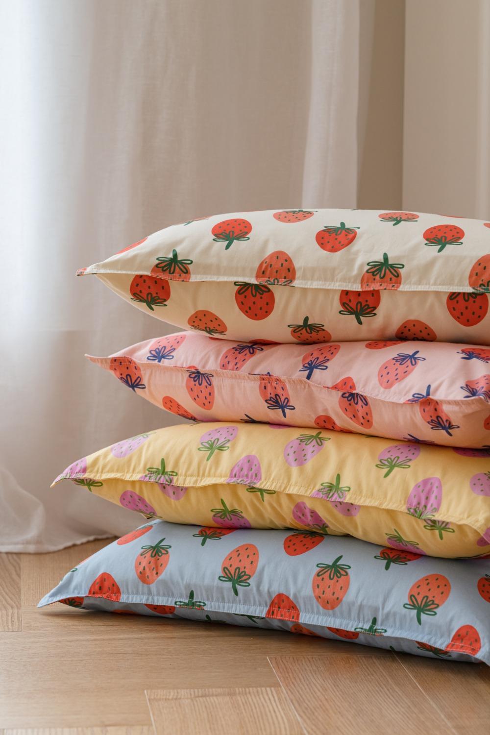 strawberry mini pillow set (30x50)