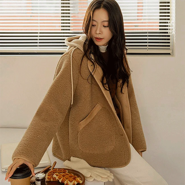 부클 스웨이드 후드 점퍼