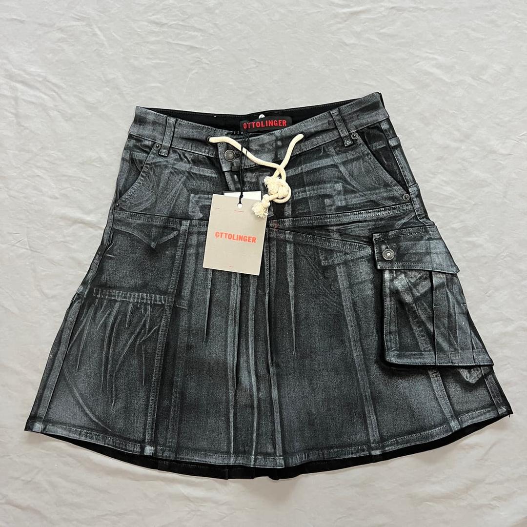 [에스파 윈터 착용] 오토링거 미디 스커트 | 후루츠패밀리