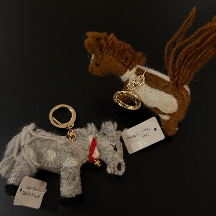 [2colors] 네팔 양모 포니 키링 (NEPAL WOOL PONY KEY RING)