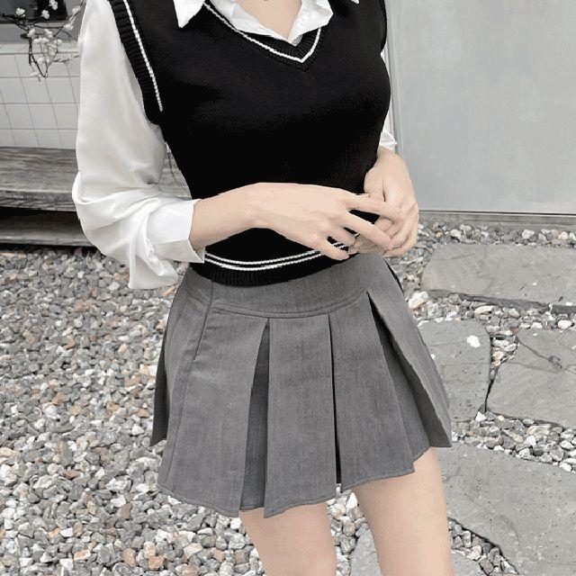 [2사이즈] 올 주름 하이 스커트 (2color) #1983 여리핏 하이웨스트 플레어 주름치마 스쿨룩 캠퍼스 교복 하이틴 커플 시밀러 데이트