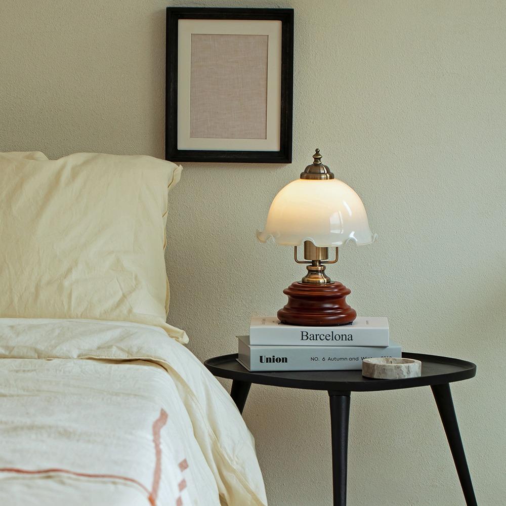 (※예약주문) 엔루체 ANLUCE 은방울 단스탠드 조명 EBUG1