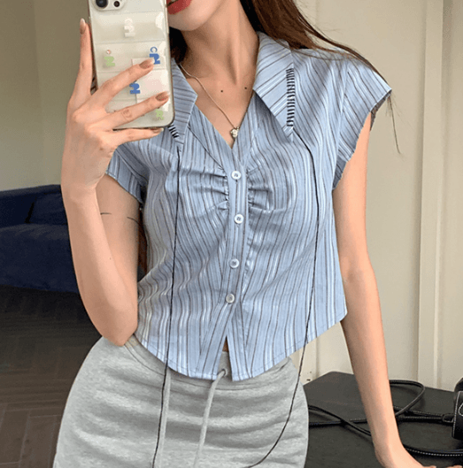 린다걸 [BEST⭐] 카라 스트라이프 끈 유니크 흠뻑쇼 데일리 프릴 주름 크롭 반팔 셔츠 224060705
