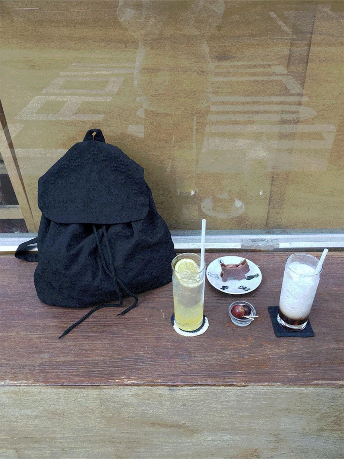 플라워 엠보 백팩