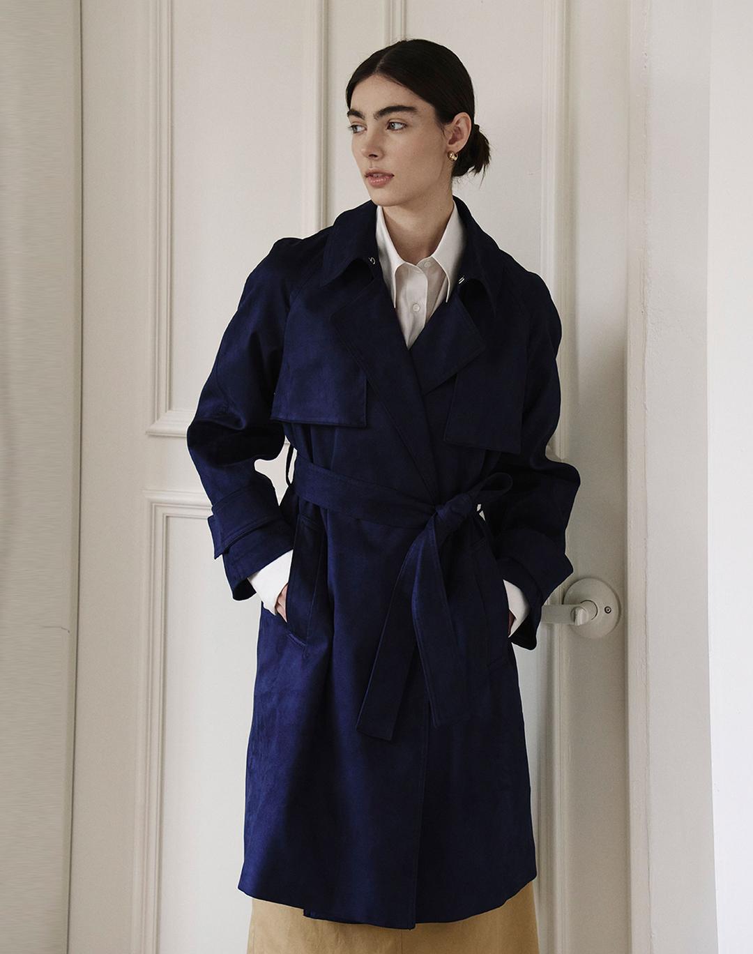 스웨이드 하프 트렌치 네이비 SUEDE HALF TRENCH NAVY