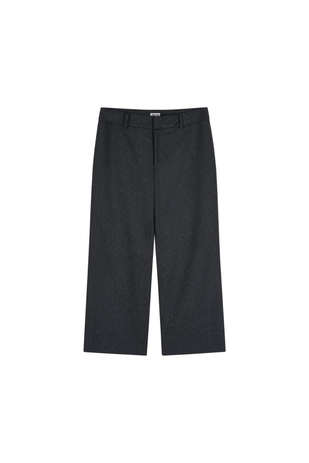 [예약배송 12/4] WOOL BLEND CAPRI PANTS (CHARCOAL)
