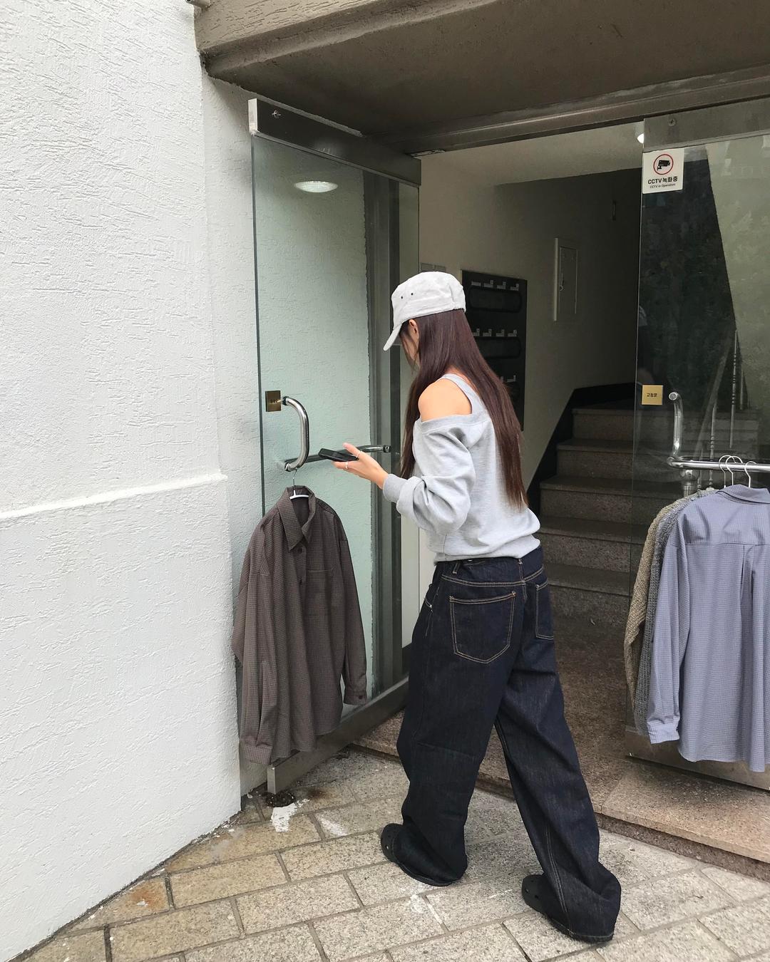 nonfade buckle denim