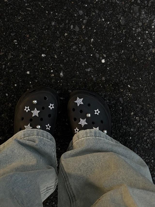 헤르츠룸 star crocss deco 크록스 지비츠 세트 인형 y2k 겨울 여름 캐릭터 귀여운