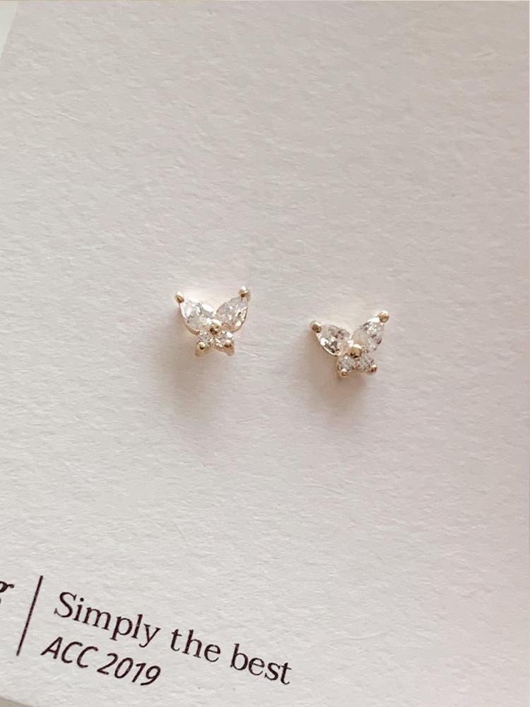 14k 큐빅 나비 귀걸이 포인트주기 좋은 미니 금 귀걸이