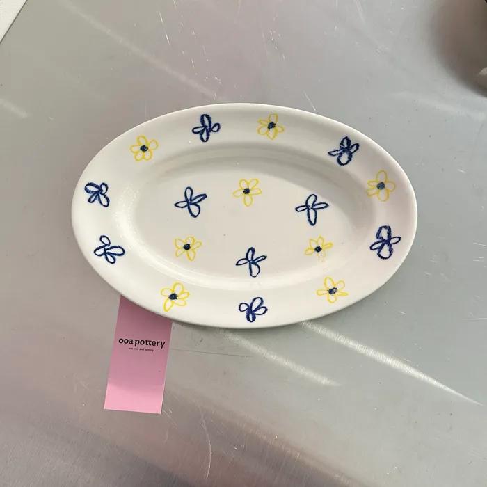 blue&yellow flower oval plate