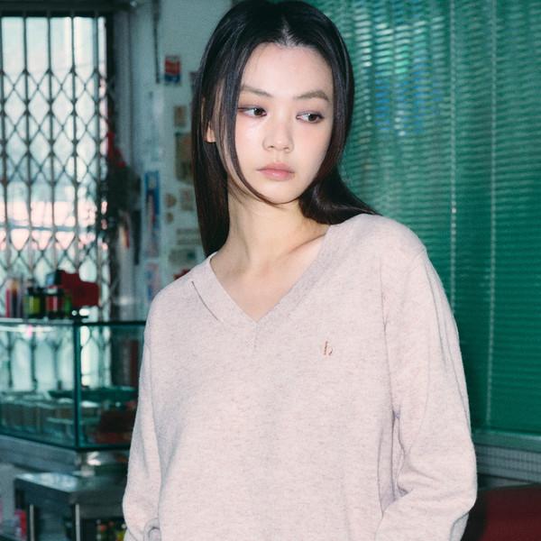 브이넥 벤트 클래식 니트 [레드 오트밀]