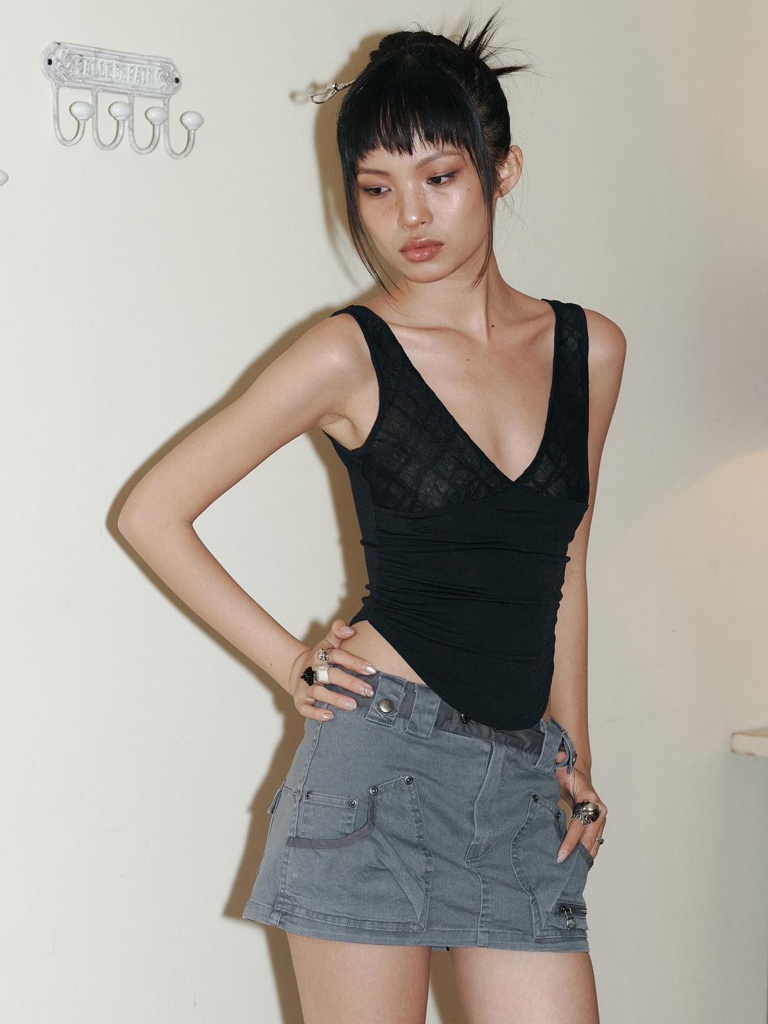 Diana Check Sleeveless Top (Black)