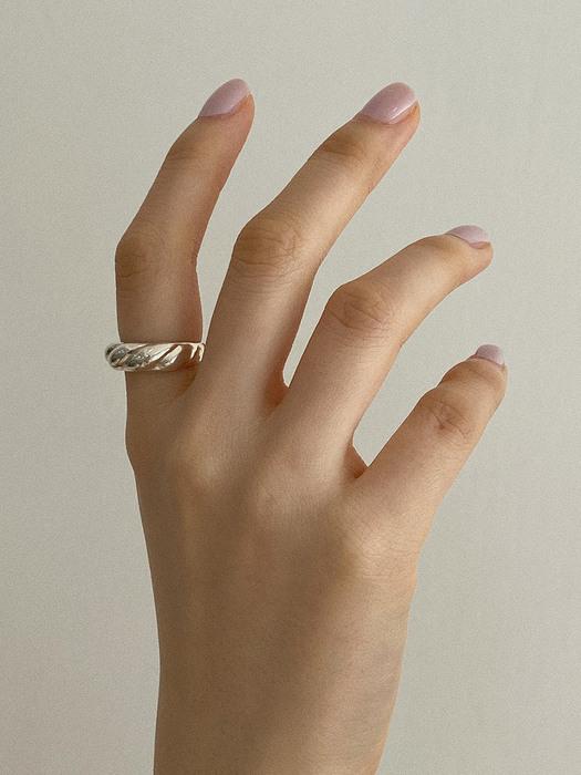 baguette ring01