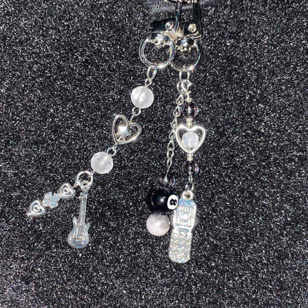 Y2K 실버 기타 하트 별 키링