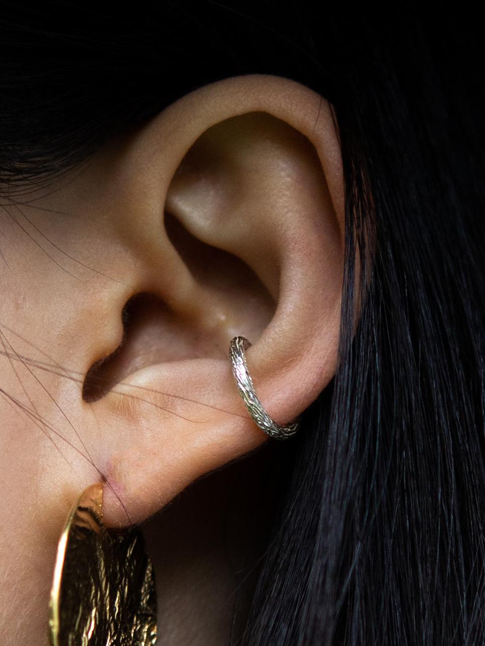 texture earcuff