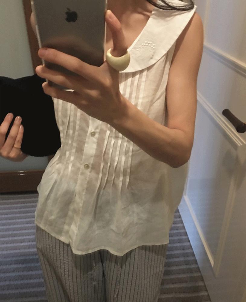 메이비베이비 Leria Blouse (2colors) (예약주문 7/31이후 순차발송)