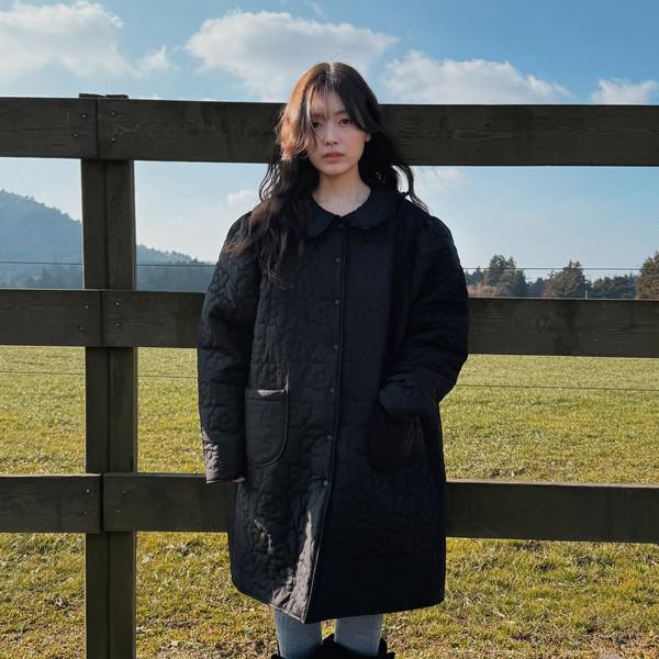 PETAL WHISPER QUILTED JACKET - black