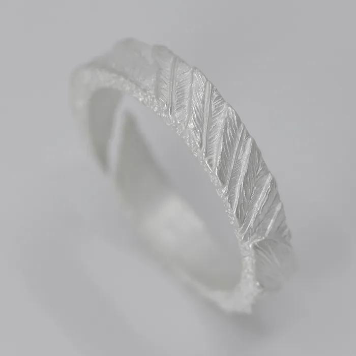 Swan Feather 04 ring