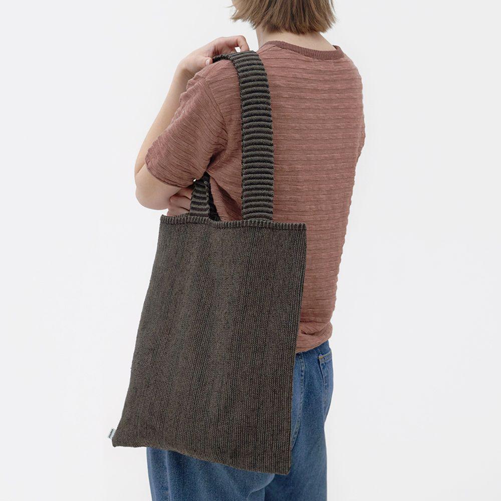 Textured Paper Knit Bag (Khaki/Brown)