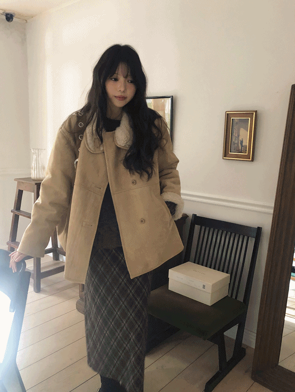 무드인슬로우 웬디아 하이넥 무스탕