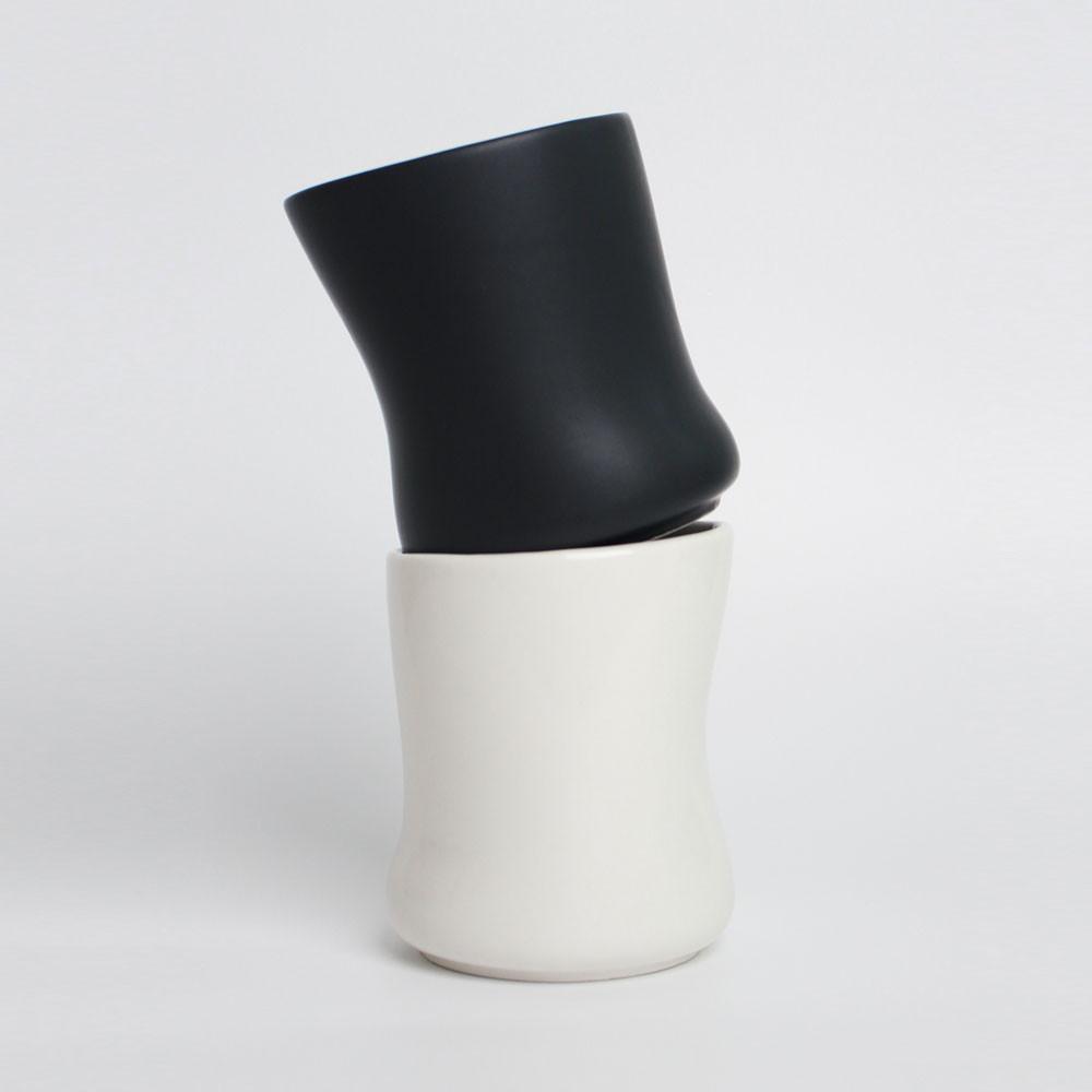 1+1 하슈타 국내생산 도자기 착 머그 컵