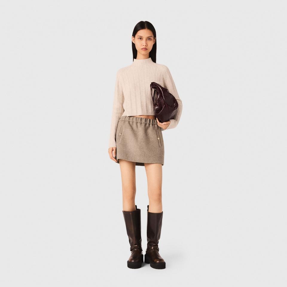 케이블 크롭 니트