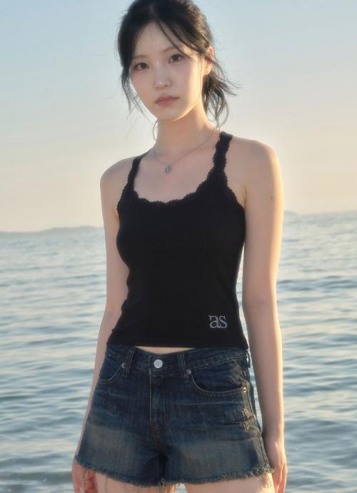 JACE SLEEVELESS / BLACK