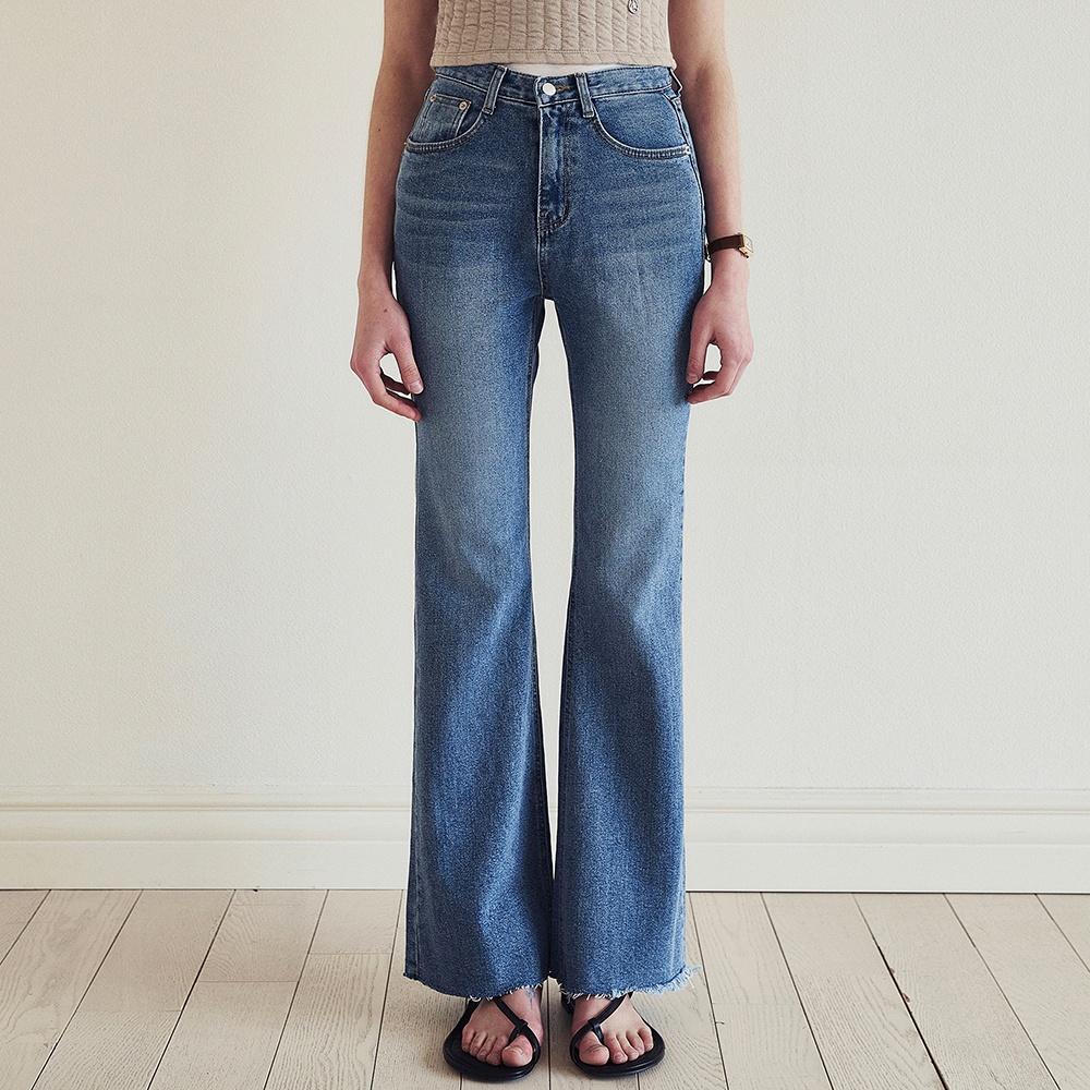 컷팅 라인 슬림 부츠컷 데님 팬츠 - 진청