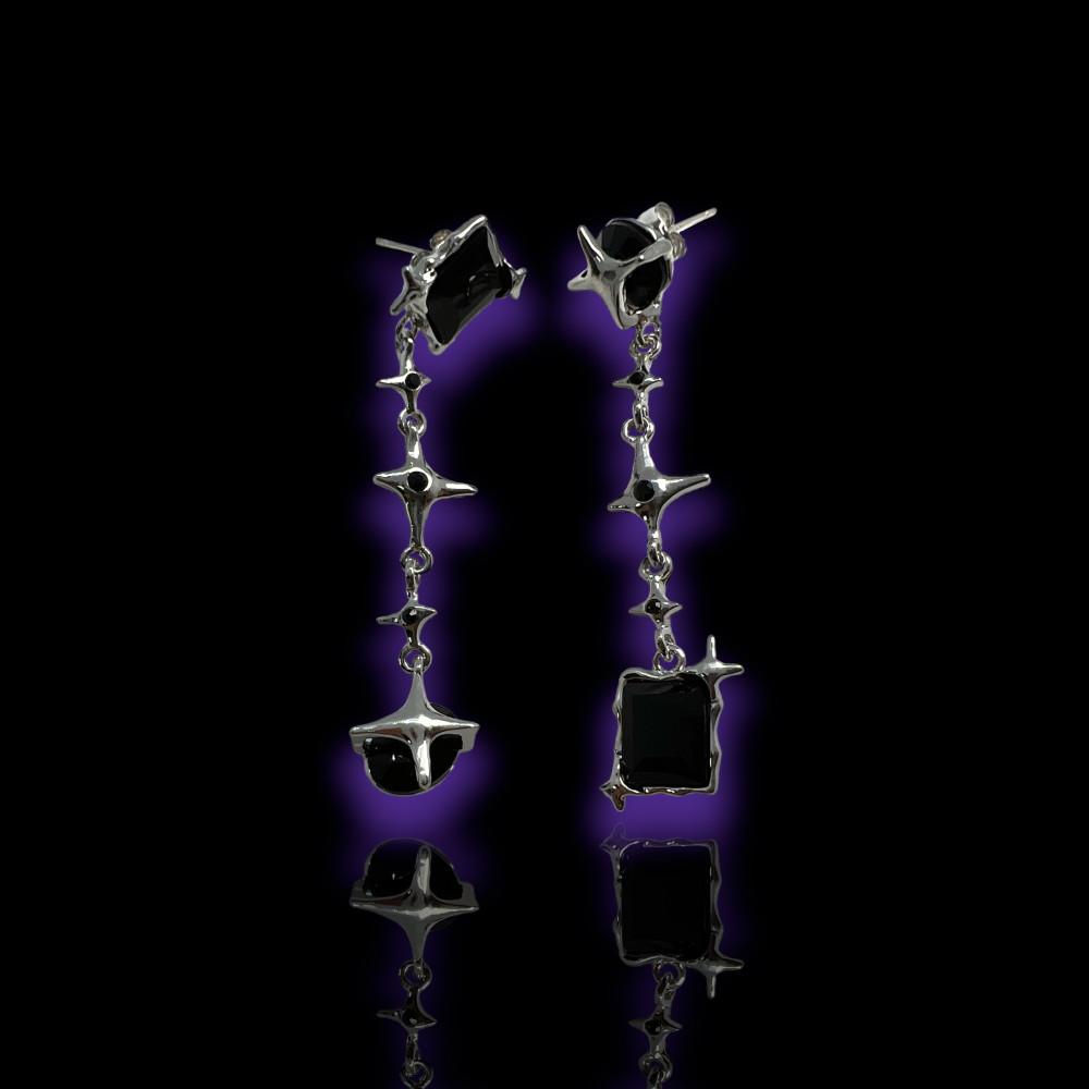 블랙 쓰론 귀걸이