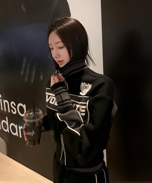 Woman Field Training Zip-up Jacket [Black]