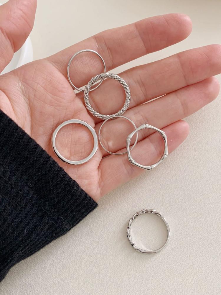 [소예피네] 넛트 꼬임 레이어드 실 반지 세트 (2color/6pcs)