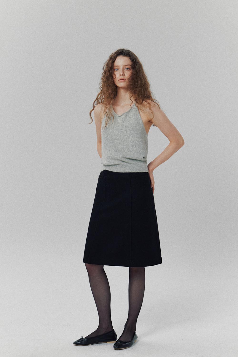 Agnes Wool Skirt in Black