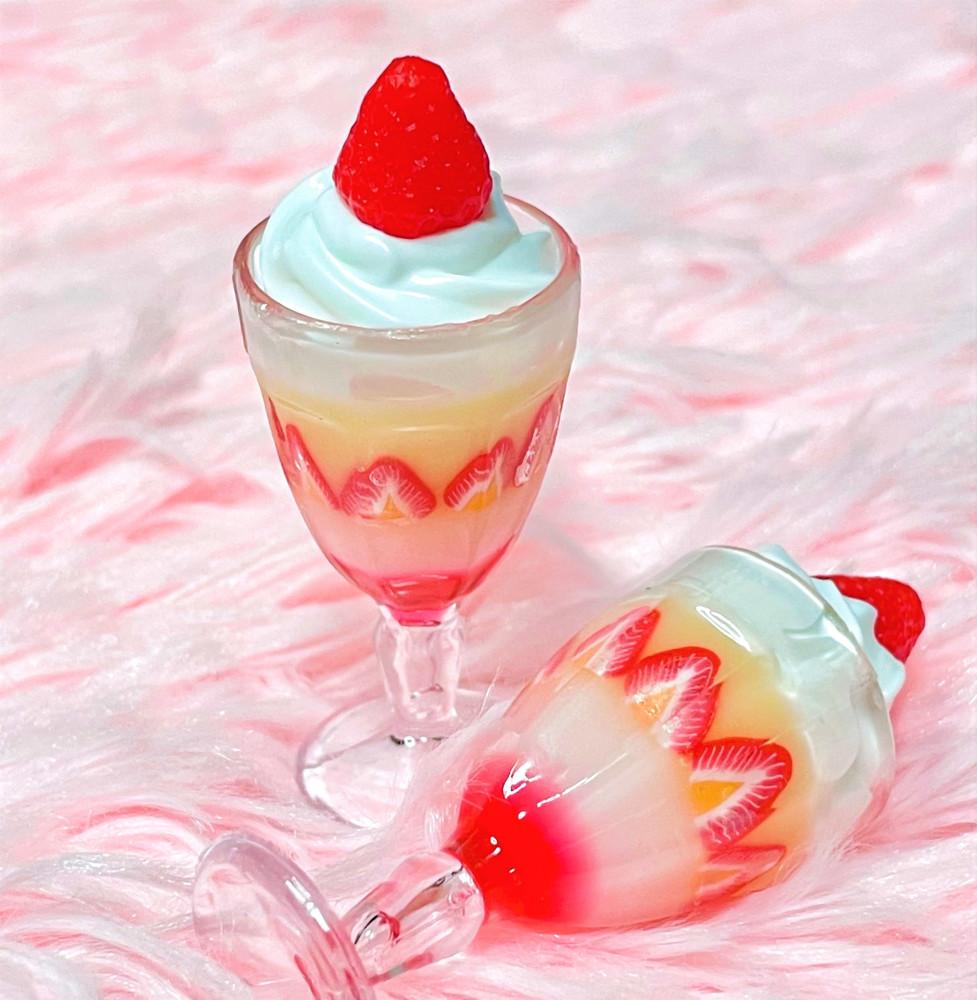 딸기 파르페 미니어처  키링