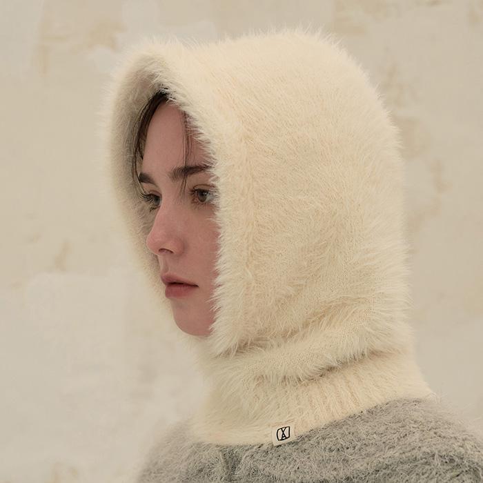 VA 스퀘어 라벨 헤어리 바라클라바 아이보리