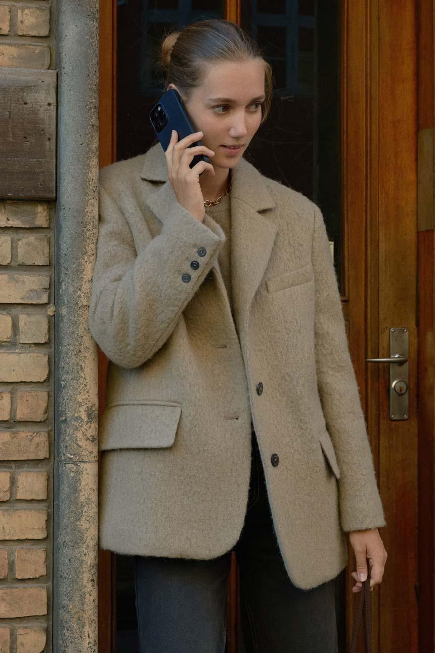 파베엘 오버사이즈 퀼팅 울 자켓 (Khaki)
