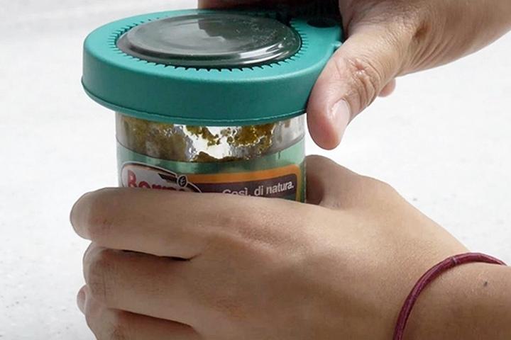 다용도 만능 멀티 오프너 안열리는 유리병 잼 뚜껑 병 따개 열기