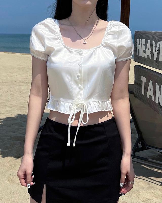 글로시 레이스 리본 반팔 블라우스 [2color]