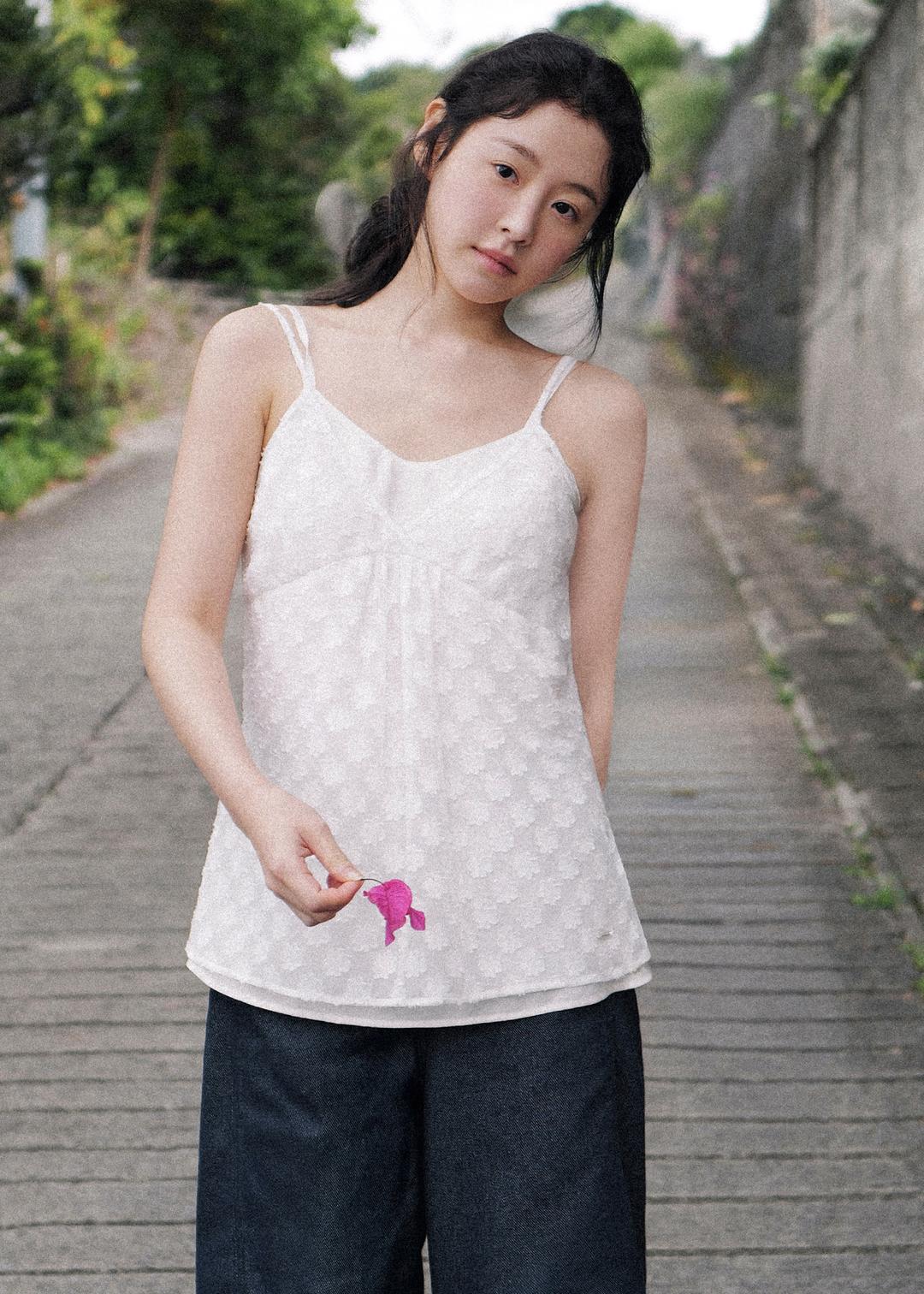 Numa layered sleeveless (white)