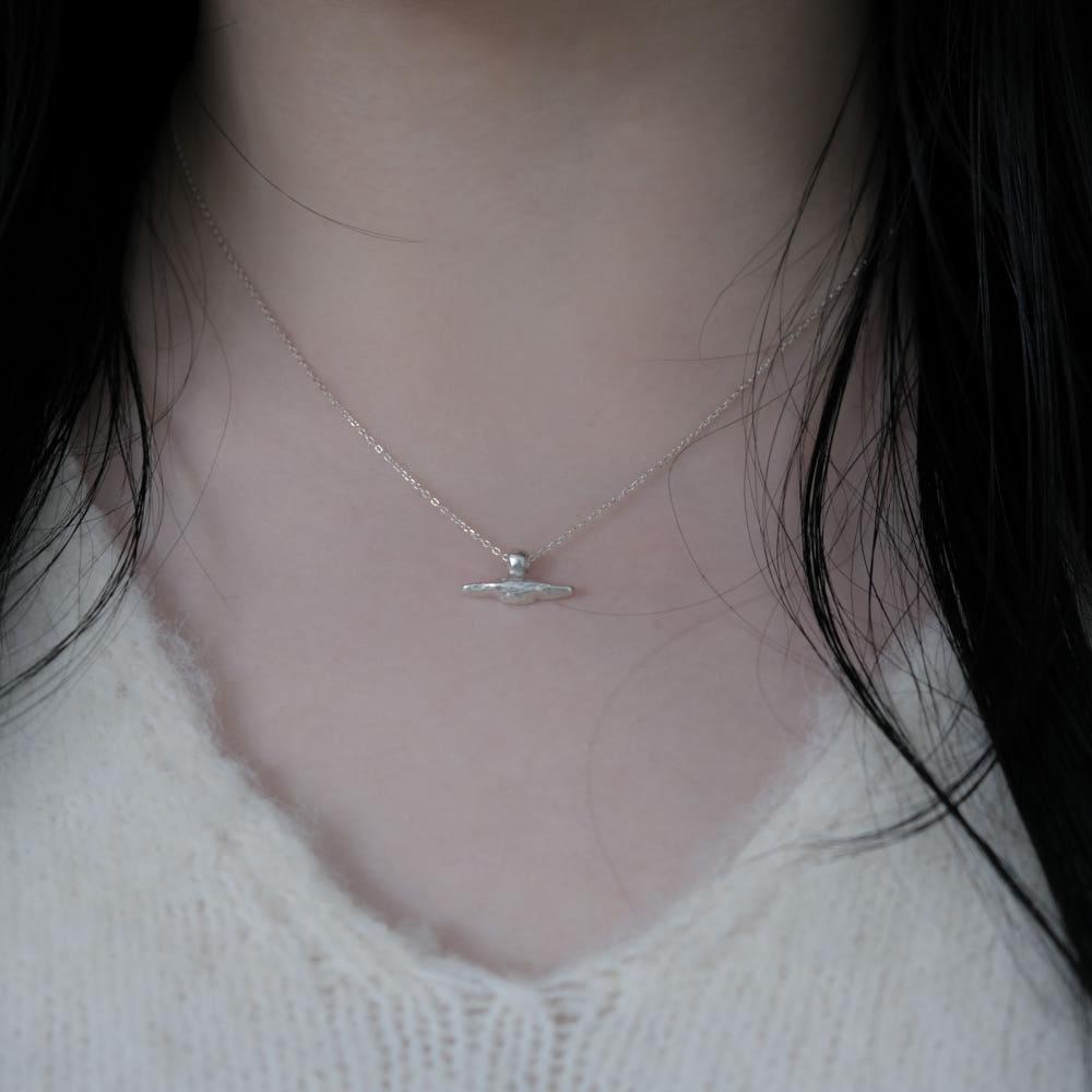 바이오브 saturn necklace I 실버 토성 목걸이 by Aube