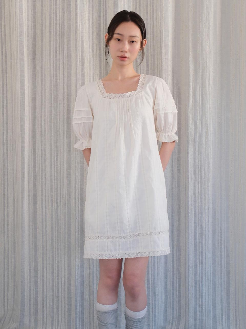 moui Morning lace ops (CREAM)