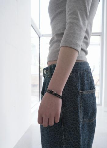 leather magnet bracelet