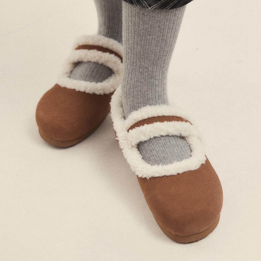 (12/5 예약발송) 벌루니 퍼 스트랩 메리제인슈즈 카멜 / FLOTGA4W35