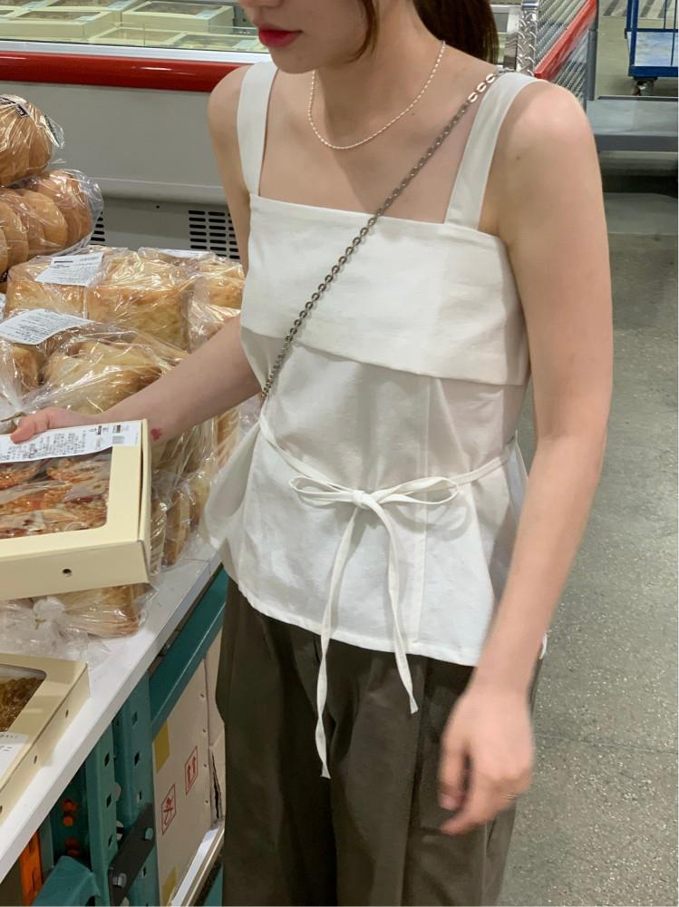 mone blouse :: 나시, 슬리브리스,나시블라우스, 민소매 꾸안꾸, 러블리룩, 데일리룩, 데일리